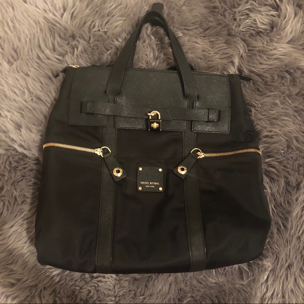 Henri Bendel bag